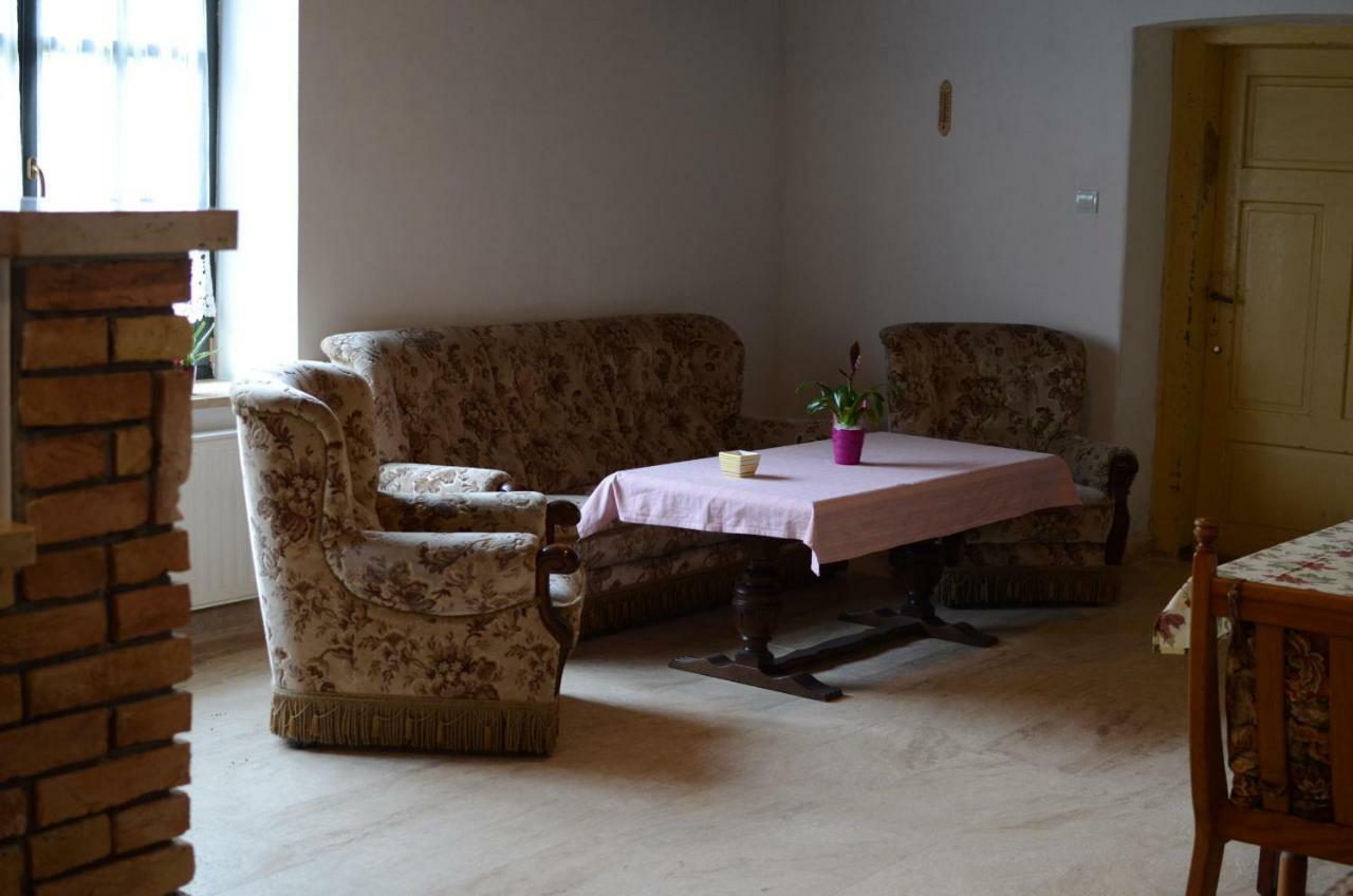 Gerecse Vendeghaz Hotel Sutto Exterior foto
